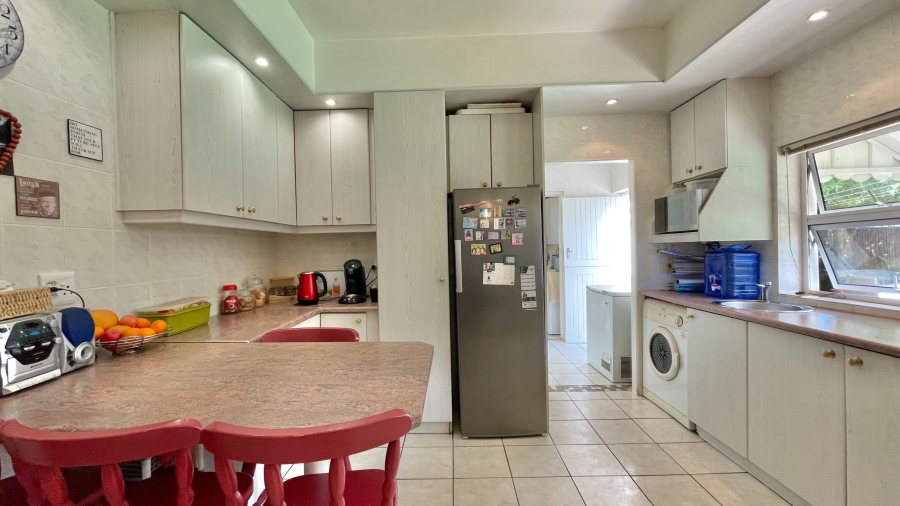 3 Bedroom Property for Sale in Somerset West Western Cape